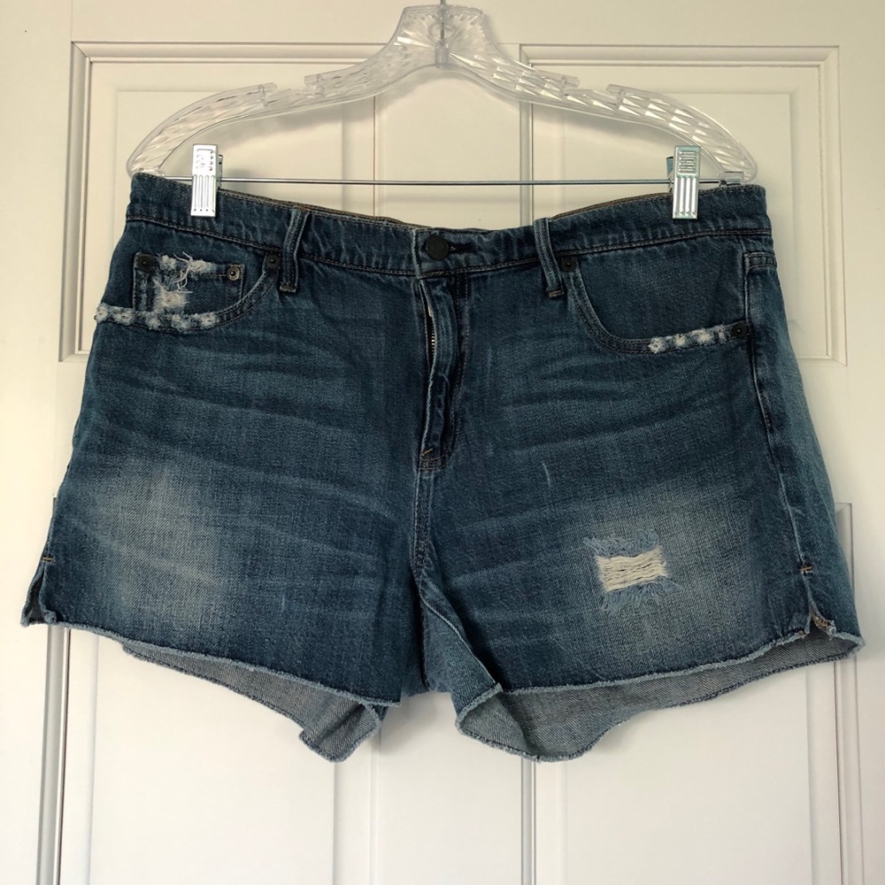 Gap 1969 Original Best Girlfriend Short Distressed